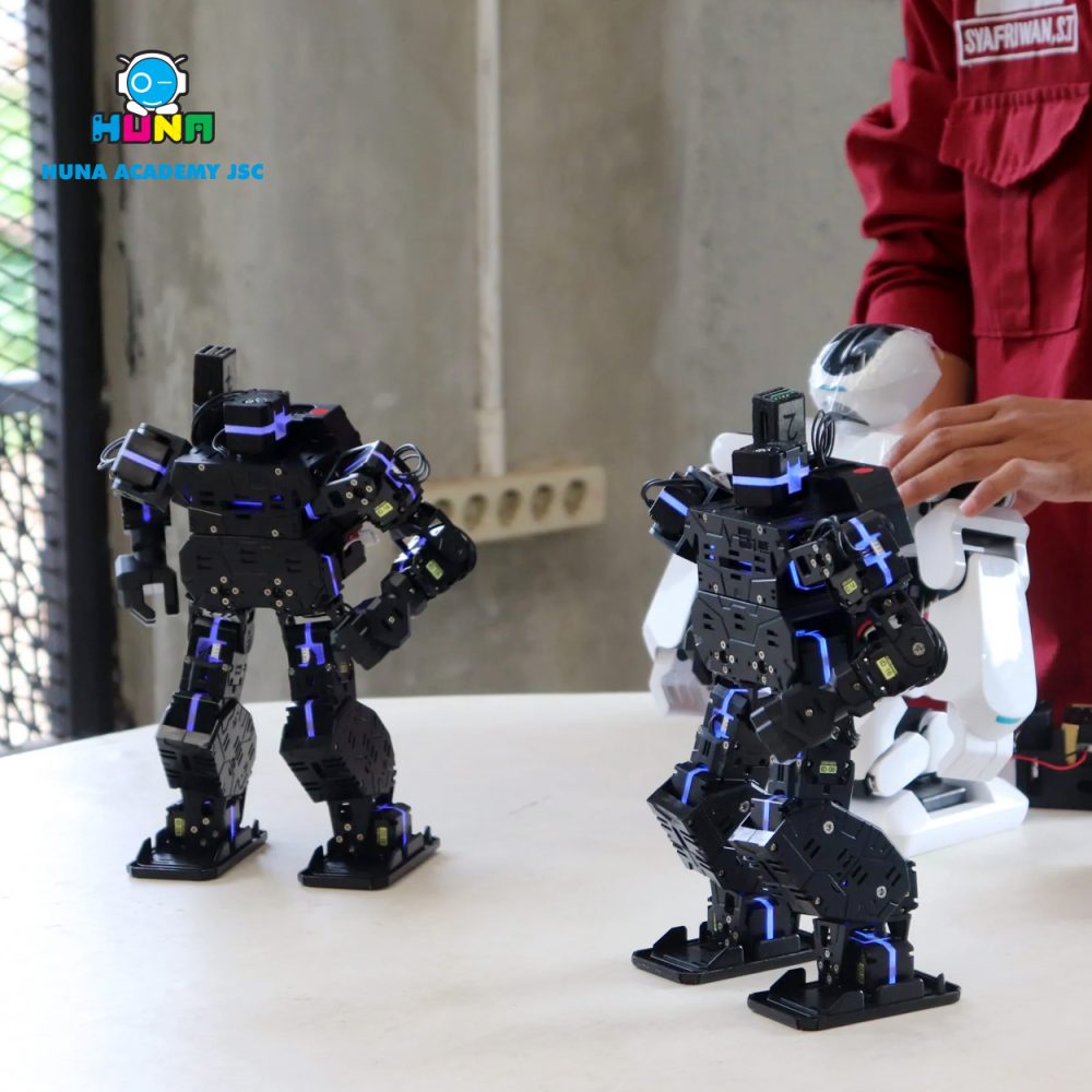 Robot Hình Người LINE-Core M Humanoid Của MTR Hàn Quốc